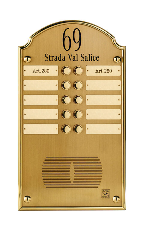 Pulsantiera in ottone satinato con incisione targhette. Art 280